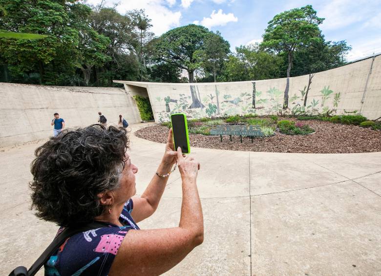 Al Jardín Botánico se puede llegar en metro, la estación Universidad está a un minuto de la entrada principal. FOTO: EL COLOMBIANO