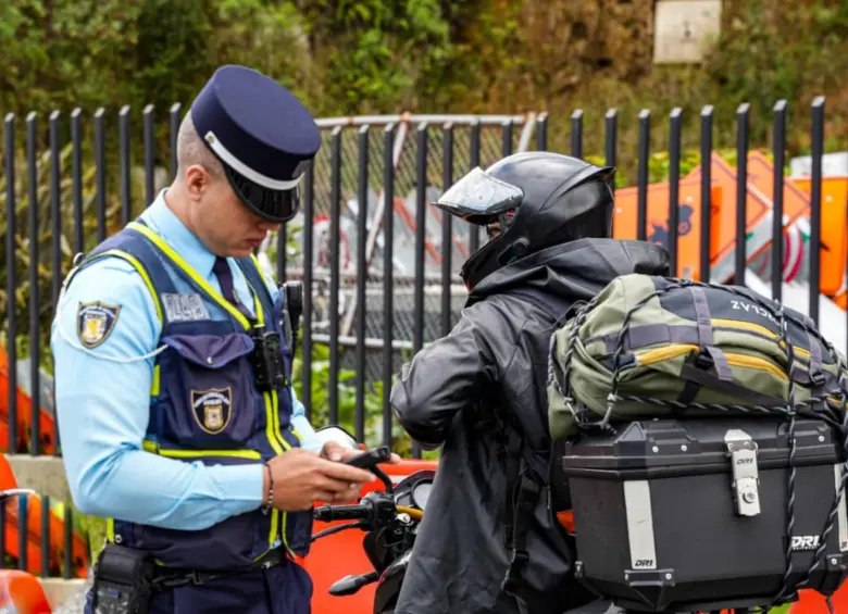 La estrategia también pretende fortalecer el recaudo de cartera de difícil recuperación, incentivar el pago voluntario y mejorar la gestión financiera del municipio. FOTO Alcaldía de Rionegro. 