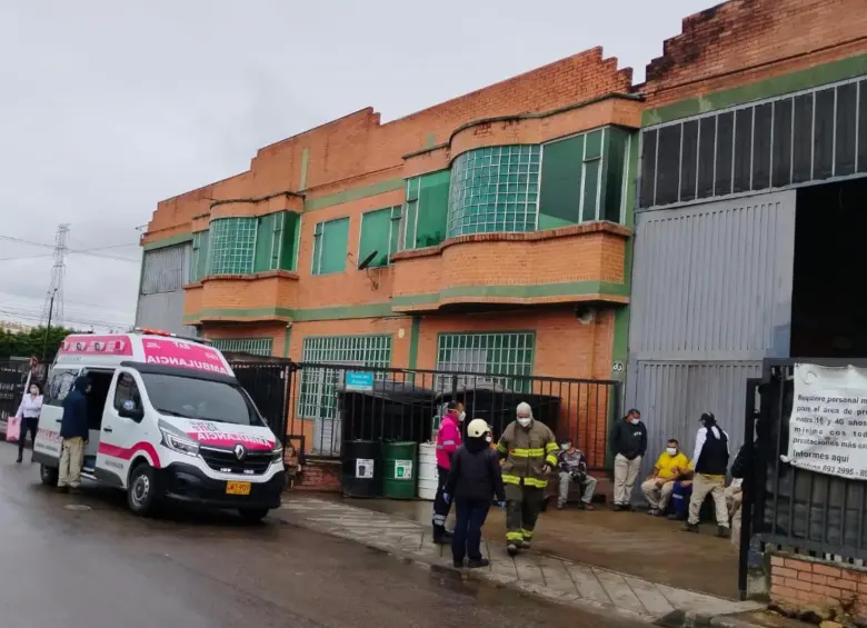 El gas intoxicó a 37 personas y forzó la evacuación inmediata de 400 habitantes de la zona. FOTO: Tomada de redes sociales @JorgeEmilioRey