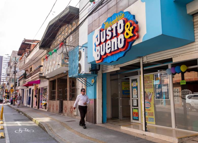 Justo & Bueno posee unas 1.000 tiendas en todo el país que habían cerrado preventivamente en mayo. FOTO carlos velásquez 