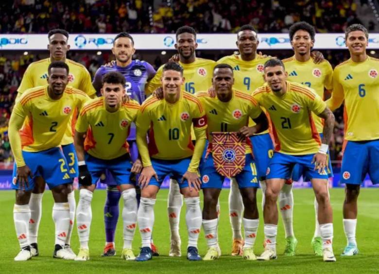 La Selección Colombia de Néstor Lorenzo llega con 19 puntos y ocupa la cuarta posición en la tabla de las Eliminatorias al Mundial. FOTO: Tomada de X @FCFSeleccionCol