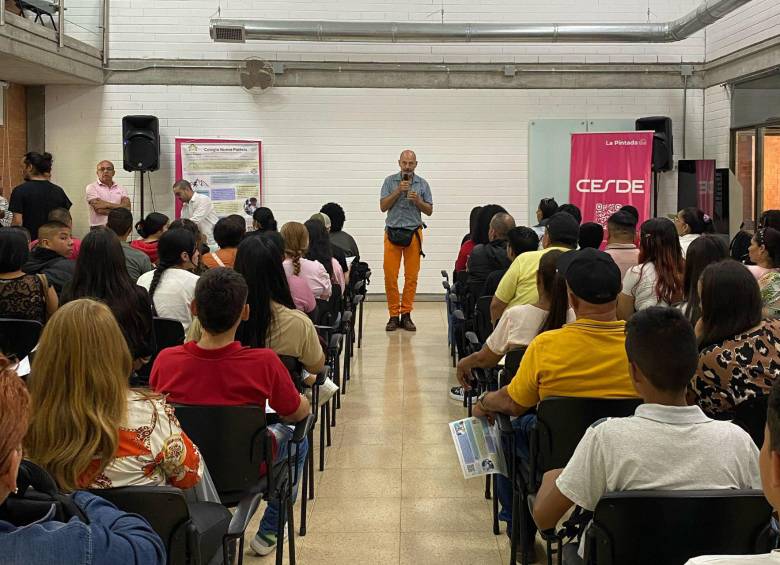 El colegio Nuevo Paideia en La Pintada ofrece un modelo integral que abarca educación media, estudios superiores y apoyo a emprendimientos para transformar la región cafetera. FOTO: Cortesía