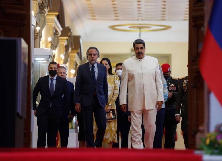 Nicolás Maduro recibió a Armando Benedetti como embajador. FOTO Cortesía