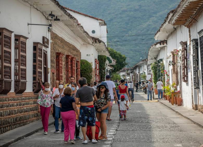 Santa Fe tiene uno de los 45 centros históricos del país, uno de los más grandes y mejor conservados. Sin embargo, ha cedido terreno frente a otros destinos patrimoniales. FOTO ESNEYDER GUTIÉRREZ