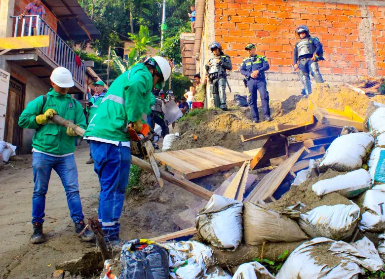 Construcciones ilegales demolidas por la Alcaldía de Medellín. FOTO: ALCALDÍA