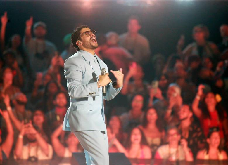 Bad Bunny hizo dos apoteósicas presentaciones que tuvieron lleno total en el estadio de béisbol Hiram Bithorn de San Juan de Puerto Rico este fin de semana. FOTO Getty. 