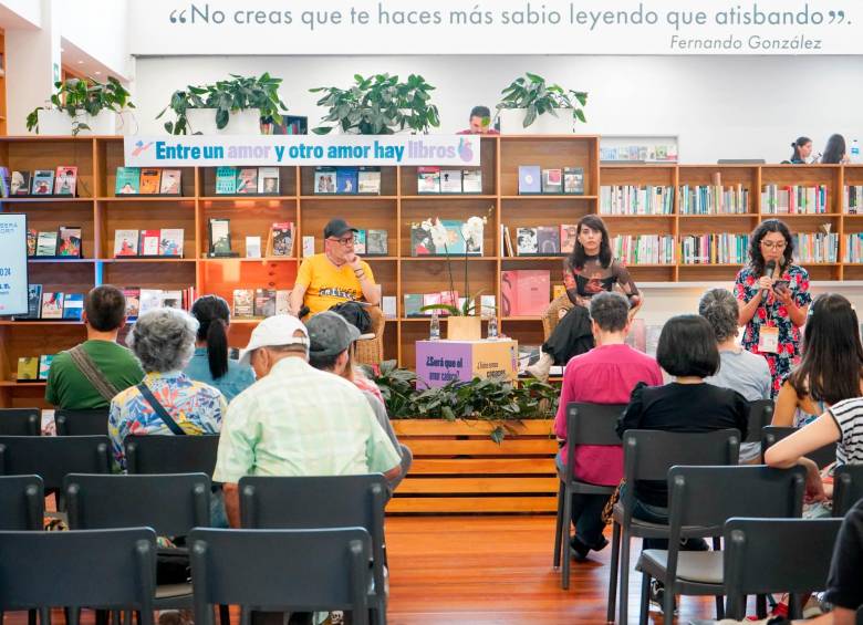 Las conversaciones del Festival de Filosofía Comfama contó con un público de diversa procedencia. Foto: Cortesía.