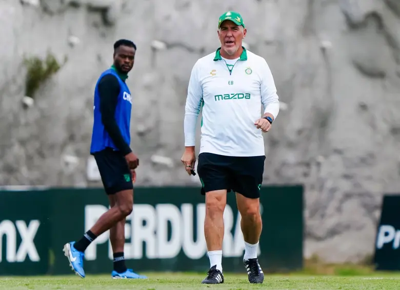 Berizzo en un entrenamiento con León. FOTO: Redes sociales @clubleonfc