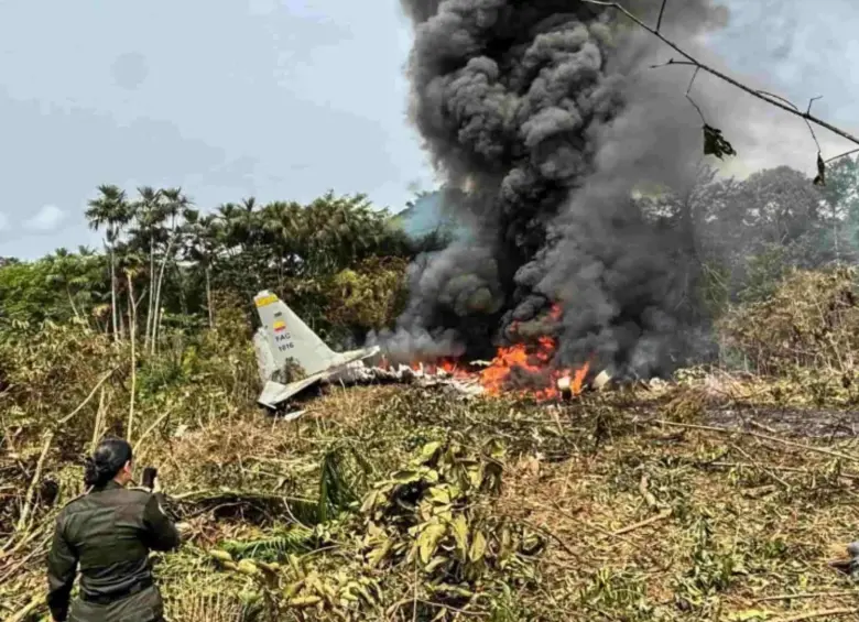 El accidente generó preguntas acerca del estado de los equipos de la Fuerza Aeroespacial. FOTO: AFP