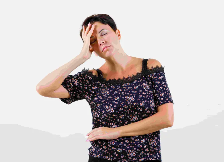 Solo en el Reino Unido, cerca del 10% de las mujeres han dejado su empleo por síntomas de la menopausia, según awcett Society. FOTO: FREEPIK.