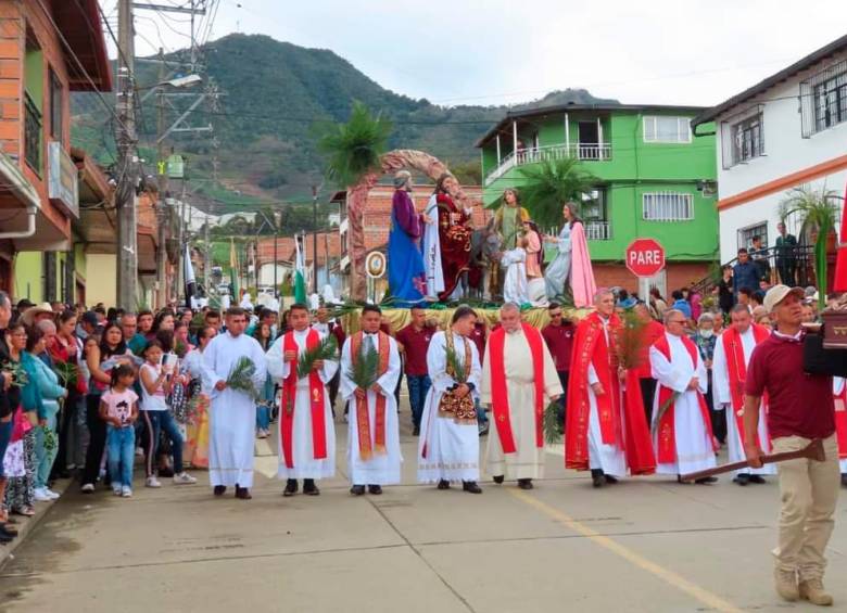 Imagen de la procesión de Ramos en el municipio de Sonsón. FOTO Cortesía