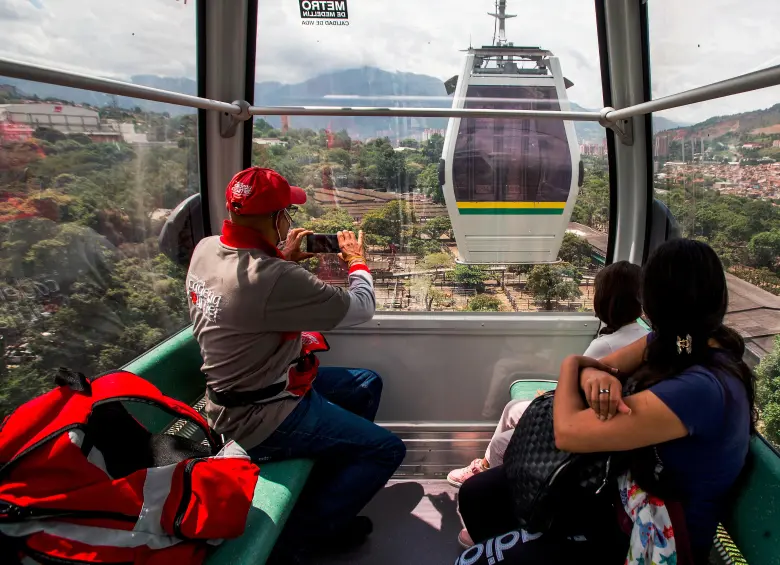 La conectividad del metro de Medellín, principalmente a través del metrocable, que permite comunicar las laderas de la ciudad, le permitieron ingresar al listado de la prestigiosa revista norteamericana. FOTO: Julio César Herrera