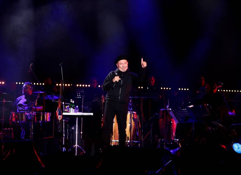 Rubén Blades en el escenario del Tour viva la salsa. FOTO Carlos Velásquez