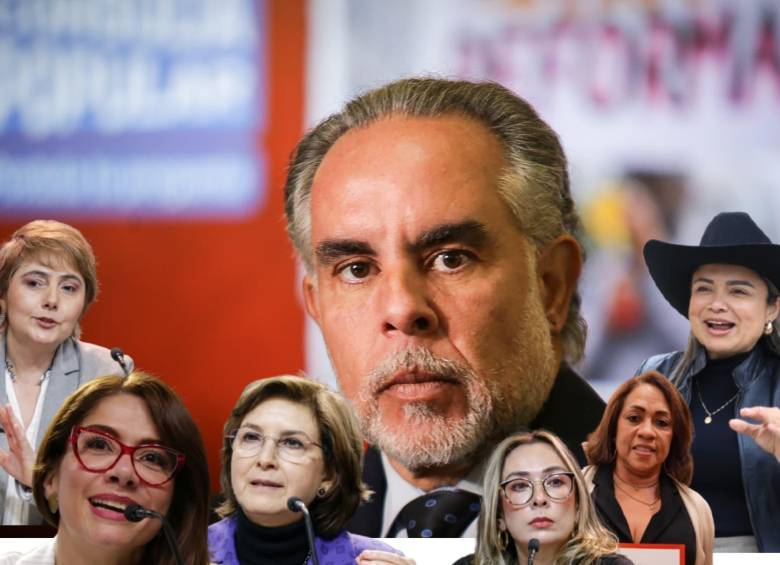 En la foto las congresistas Catherine Juvinao, Julia Miranda, Lina María Garrido, Marelen Castillo, Carolina Giraldo, Katherine Miranda y el ministro de Interior Armando Benedetti. Foto: Colprensa