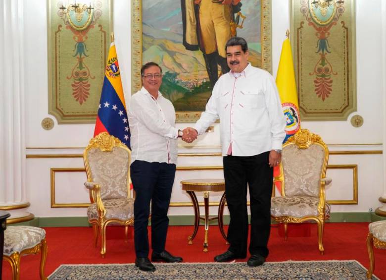 El presidente Gustavo Petro y su homólogo Nicolás Maduro. FOTO: CORTESÍA DE PRESIDENCIA.
