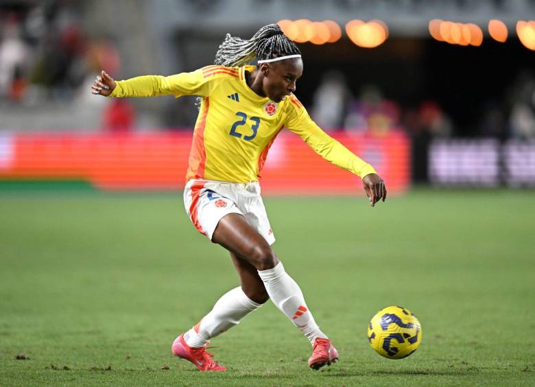 Ivonne Chacón ha vestido las camisetas de Santa Fe, Millonarios, Valencia y Levante UD. También ha sido llamada a lucir la de la Selección Colombia. Foto: Getty