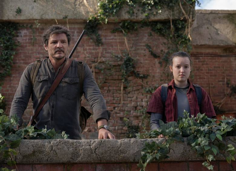 Pedro Pascal y Bella Ramsey vuelven como Joel y Ellie a la segunda temporada de The last of us. FOTO Cortesía MAX.