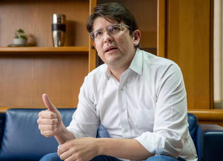 El senador del Centro Democrático será uno de los líderes de la oposición a Gustavo Petro en el Congreso. FOTO: EDWIN BUSTAMANTE