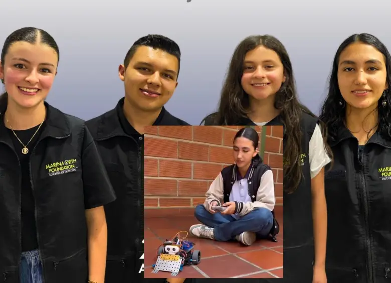 Estos son las jóvenes destacados en la robótica que buscan viajar a Asia para conseguir el campeonato mundial. FOTO: Cortesía e imagen tomada de redes.
