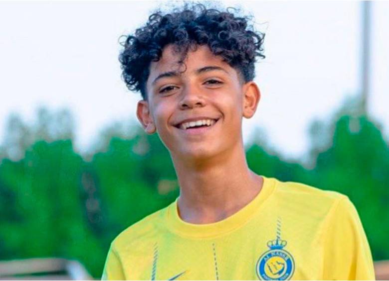 El hijo del futbolista portugués tiene 15 años y mide 1,78 metros de estatura. FOTO: TOMADA DEL INSTAGRAM DE @crjuniorr7