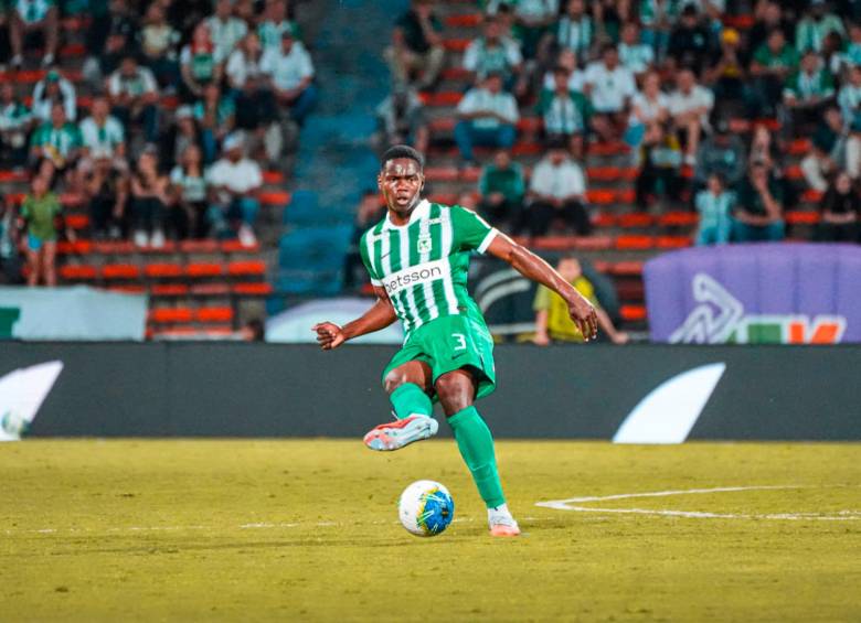 Néider Parra, defensor central de 21 años de Atlético Nacional. FOTO: Instagram neiparraa