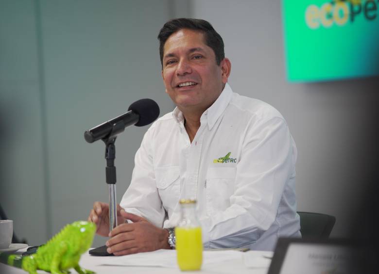 El presidente encargado de Ecopetrol, Juan Carlos Hurtado, enfatizó que su gestión responde exclusivamente a la junta directiva de Ecopetrol y aseguró que no ha tenido contacto con el anterior presidente, Ricardo Roa, desde su salida temporal. FOTO: Cortesía Ecopetrol