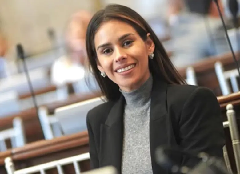 La representante Ángela Vergara comunicó lo sucedido por sus redes sociales. FOTO: Tomada de redes sociales @angelavergarag 