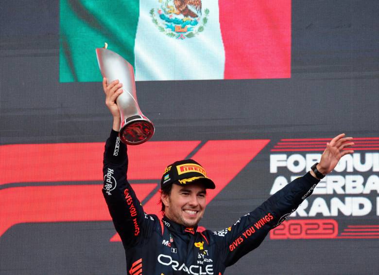 Sergio Pérez acelera seguro para ganar su primer Mundial de F1. FOTO AFP