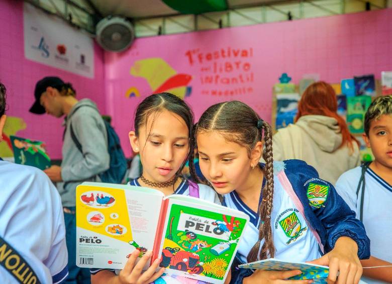 La estrategia priorizará el fortalecimiento de las bibliotecas escolares y la formación docente. Foto Camilo Suárez. 