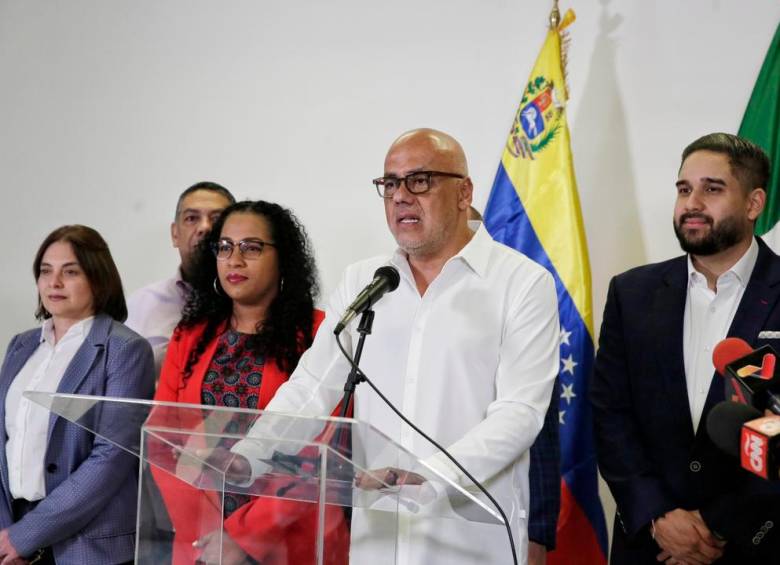 La delegación oficialista venezolana negoció con la oposición en México y algunos ya hablan de un primer paso para el regreso de la democracia en Venezuela. FOTO: EFE
