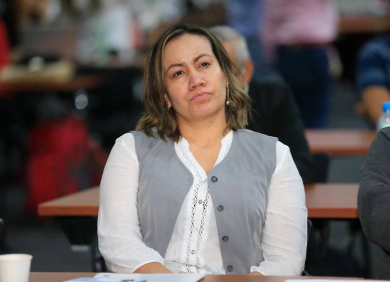 Carolina Corcho cooperará con su par de la cartera de Hacienda para implementar un impuesto a las bebidas azucaradas. FOTO: ESNEYDER GUTIÉRREZ
