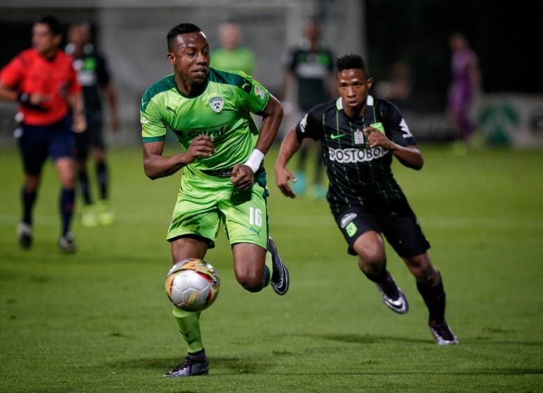 Andrés Ibargúen (izq.) disputó 75 partidos con Nacional en su primera temporada, en la que anotó 16 goles e hizo 13 asistencias. FOTO colprensa