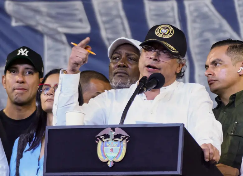 El presidente de la República, Gustavo Petro, dio un discurso en Cali promoviendo la consulta popular vía decreto. FOTO: Presidencia