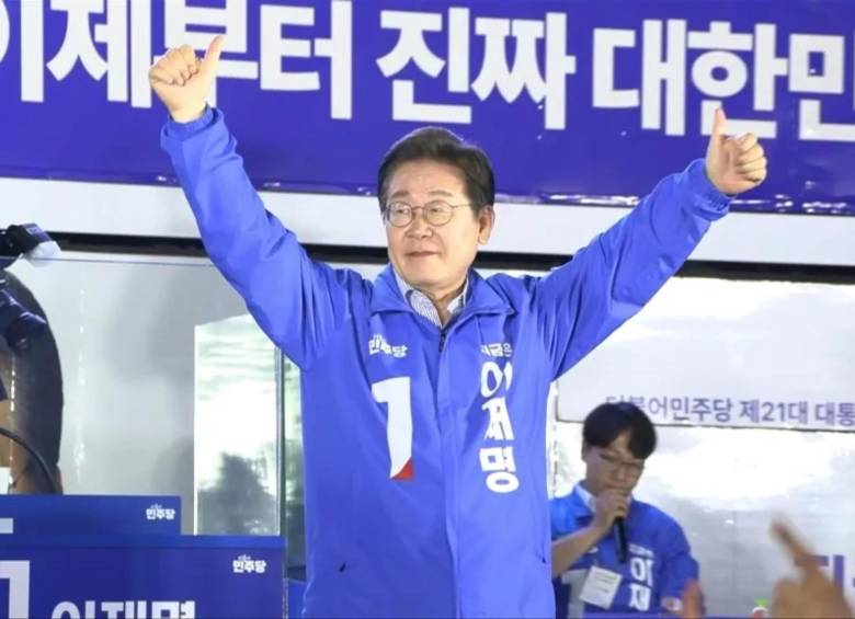 El centroizquierdista Lee Jae-myung le ganó al conservador Kim Moon-soo, del partido del depuesto gobernante Yoon Suk-yeol. FOTO: AFP