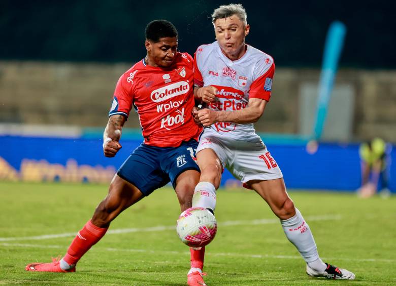 Daniel Torres fue fundamental para que Independiente Medellín triunfara el lunes como visitante contra DIM, su exequipo. FOTO MANUEL SALDARRIAGA