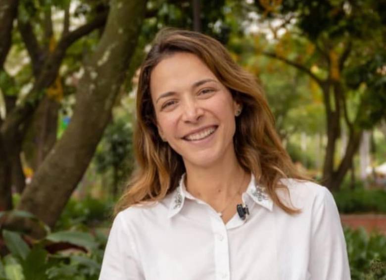 Posada aseguró que respalda completamente la candidatura presidencial de Paloma Valencia que se medirá este domingo en la consulta de la centro derecha. FOTO: Redes Sociales @mariaposada1