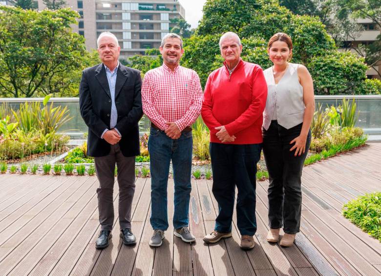 Consejeros de alto nivel hacen posible la Estrategia Clúster 
