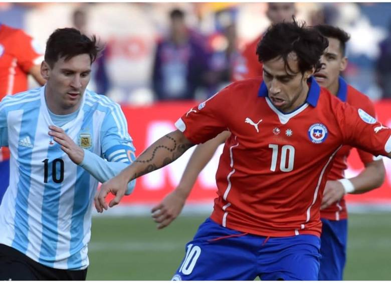 El futbolista chileno Jorge “El Mago” Valdivia fue uno de los líderes de la “generación dorada” del fútbol chileno en las dos primeras décadas del siglo XX. FOTO: TOMADA DEL X DE @Copaamerica