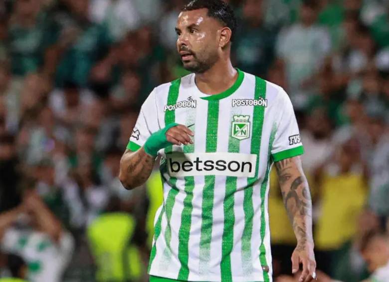 El 10 y capitán de Atlético Nacional fue suplente e ingresó en el segundo tiempo, donde aportó una asistencia a Morelos para poner el marcador final 3-3 ante el DIM. FOTO: Manuel Saldarriaga
