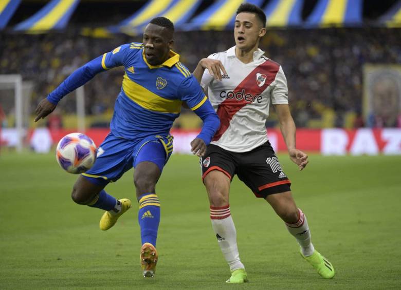 Los superclásicos argentinos entre River Plate y Boca Juniors son cada vez  más colombianos
