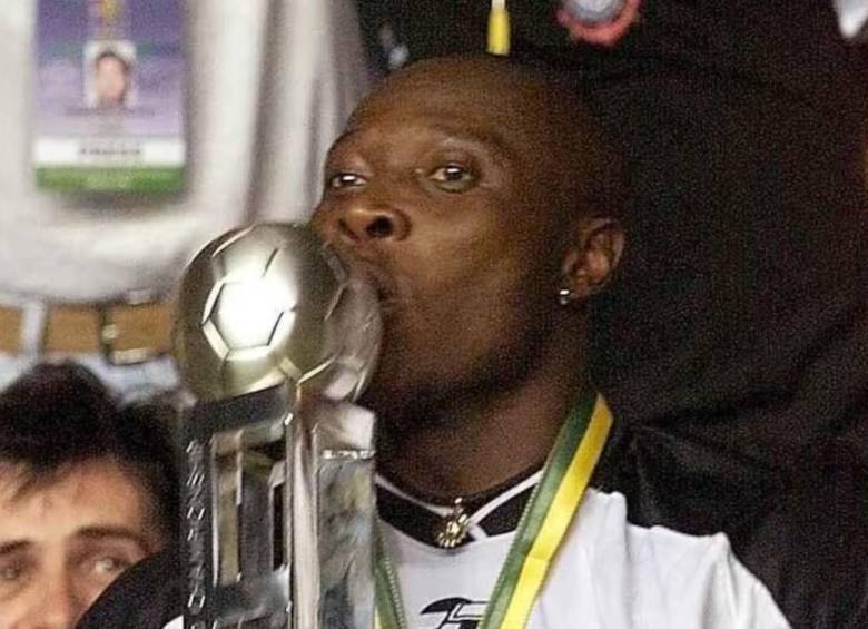 Freddy Rincón, campeón del mundo con Corinthians en el 2000. FOTO: AFP