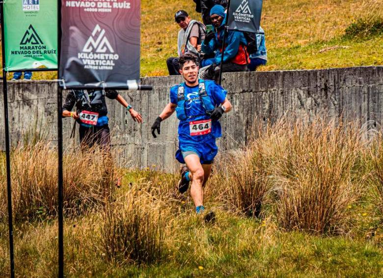 Julián Esteban Villegas González, la gran figura de la Maratón Nevado del Ruiz. FOTO CORTESÍA FESTIVAL DE MONTAÑA