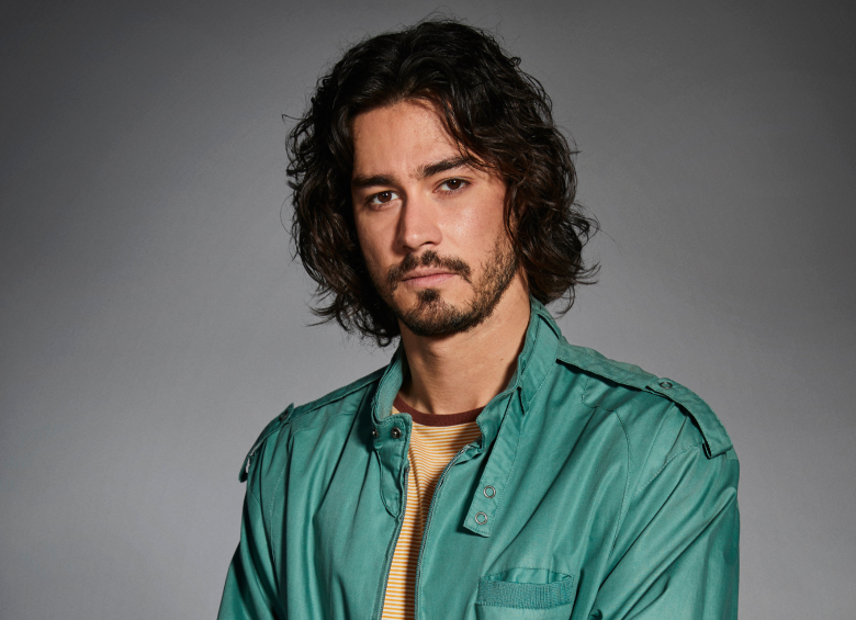 El actor Manuel Masalva permanece hospitalizado en Dubái aún sin fecha de regreso a México. En la imagen cuando protagonizó El Secreto de la Familia Greco. FOTO: Cortesía 