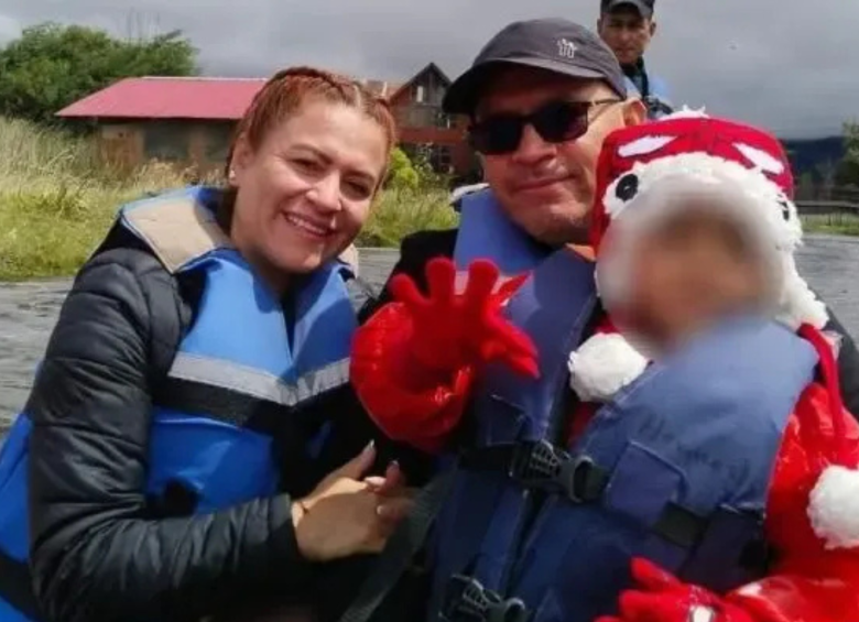 El padre de la mujer fue quien encontró la triste escena en el hotel: su familia muerta. FOTO: Tomada de redes sociales