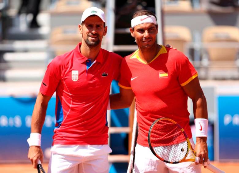 Novak Djokovic y Rafael Nadal disputaron el duelo más atractivo de la jornada del tenis olímpico en París. FOTO TOMADA @Paris2024