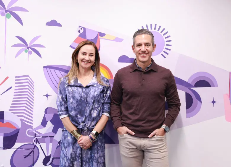 Marcela Torres, gerente general de Nu Colombia; y David Vélez, CEO y fundador de Nubank.