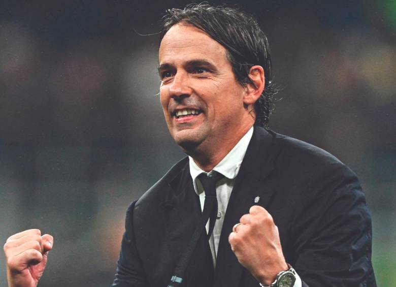El entrenador italiano Simone Inzaghi, hermano del goleador Filippo, llegó al banquillo del Inter en 2021, proveniente de la Lazio . FOTO: GETTY