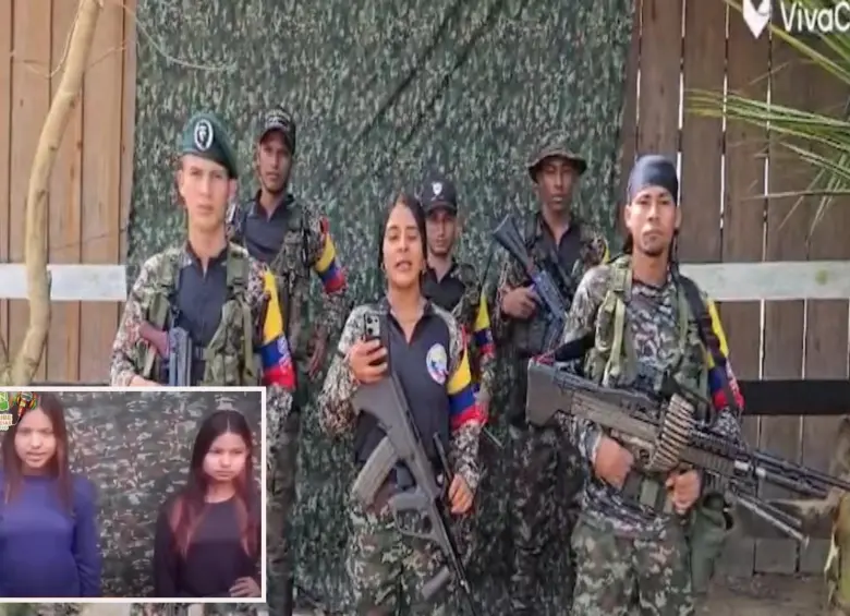 Adelante, las jóvenes retenidas por las Disidencias. Atrás, estracto del video donde confirmaban el secuestro de las niñas. FOTO: imagen tomada de redes sociales.