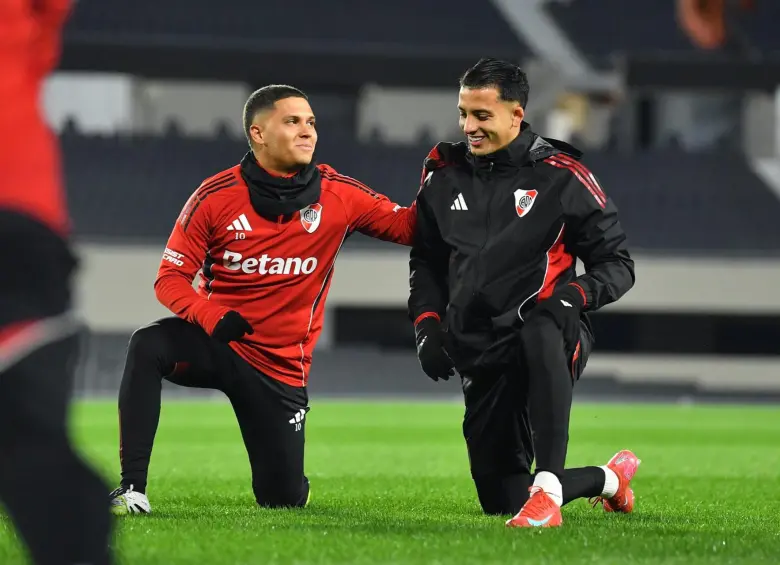 Juanfer y Kevin entrenando con River Plate. FOTO: Tomada de redes sociales @RiverPlate