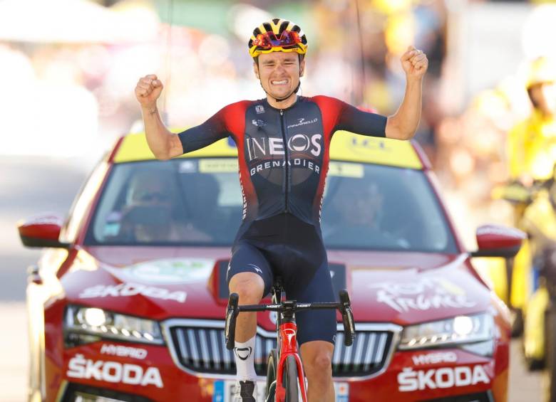 Con el triunfo en la etapa de hoy, Thomas Pidcock, de 22 años de edad, alcanzó la segunda victoria de etapa de su carrera. FOTO: EFE